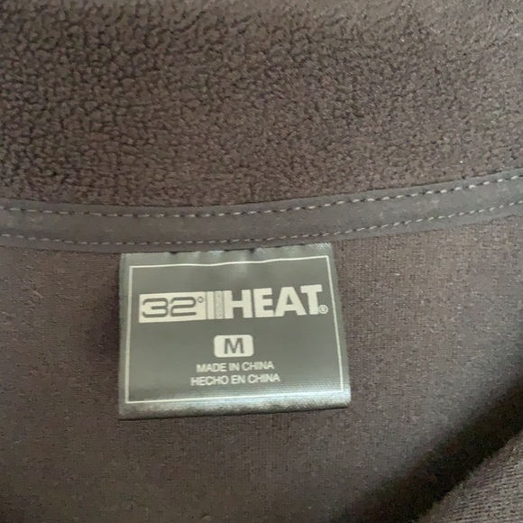 Fleece t-snap long sleeve excellent condition! - Picture 6 of 8